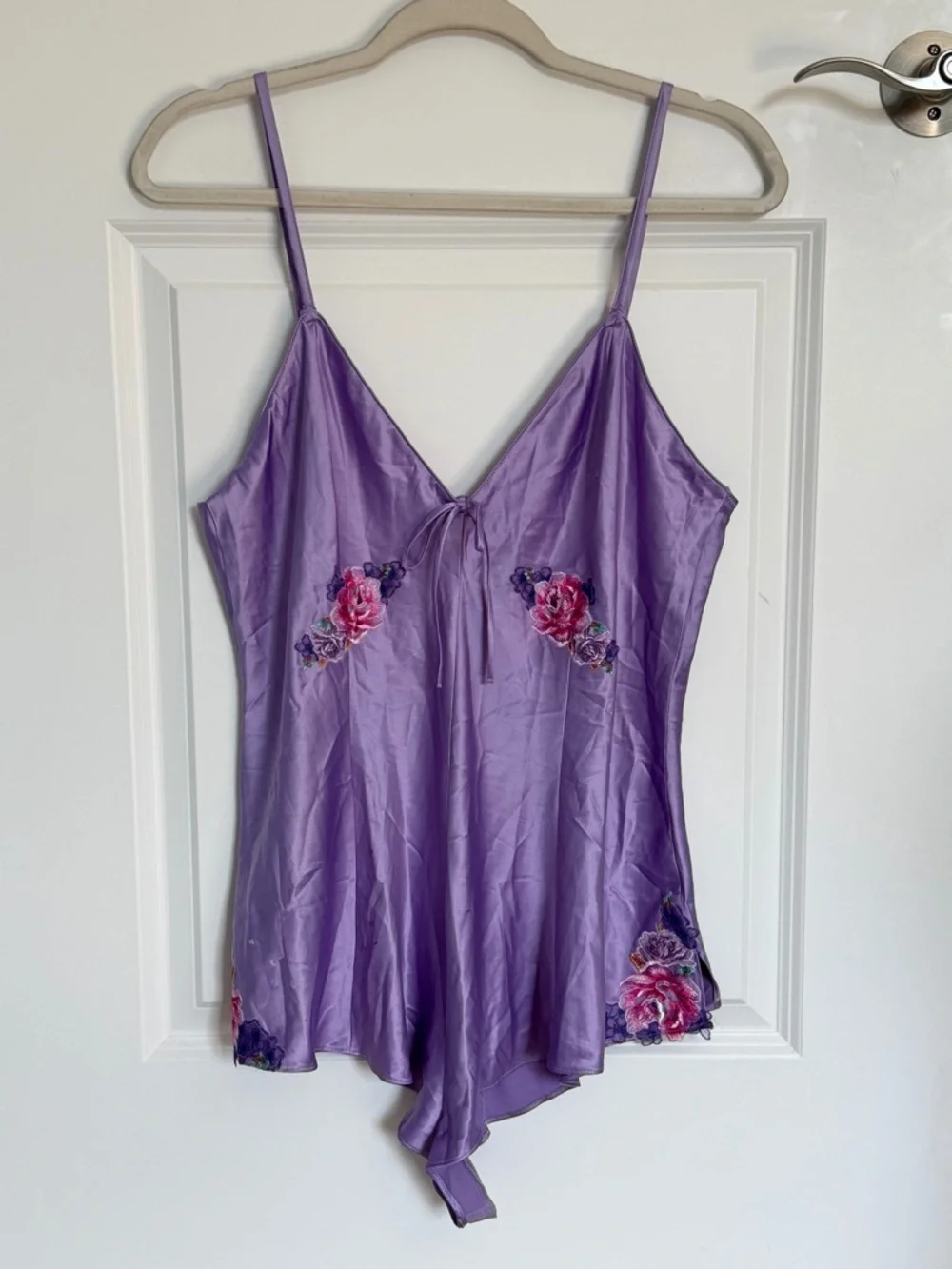 New! Victoria’s Secret Lavender Floral Stretchy Satin Romper Large 39534